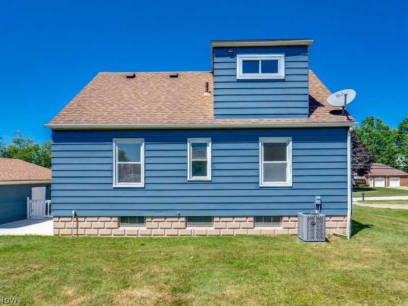 325 Evelyn Avenue, Seven Hills, OH 44131 Photo 6