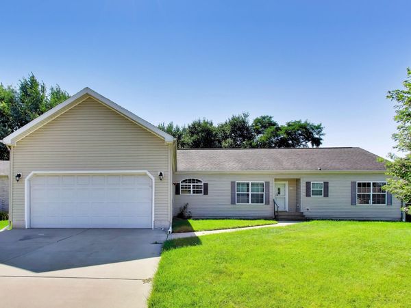 852 Springdale Drive , Hobart, IN 46342