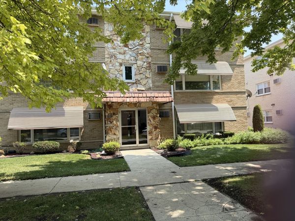 10405 S Keating Avenue , Unit 1B, Oak Lawn, IL 60453