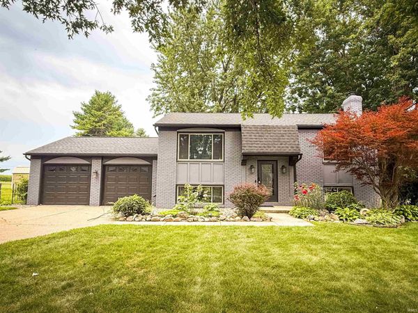 2955 Sycamore Lane, Bremen, IN 46506
