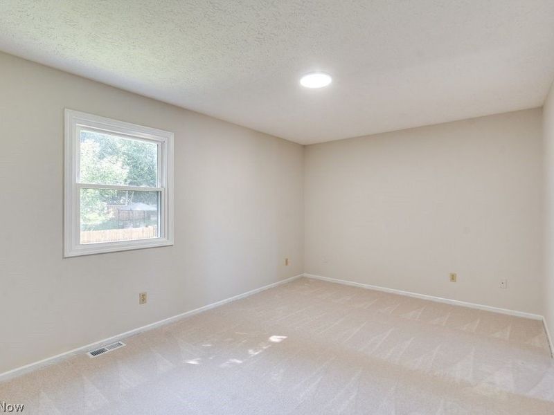 1505 Democracy Drive NW, North Canton, OH 44720 Photo 18