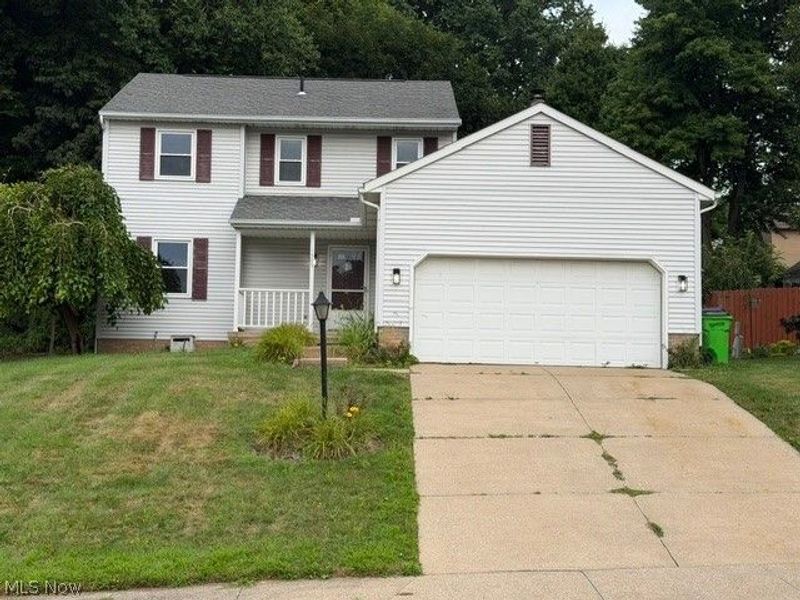 1505 Democracy Drive NW, North Canton, OH 44720 Photo 2