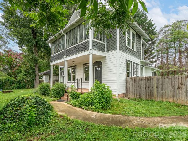 111-113 Stewart Street , Hendersonville, NC 28792