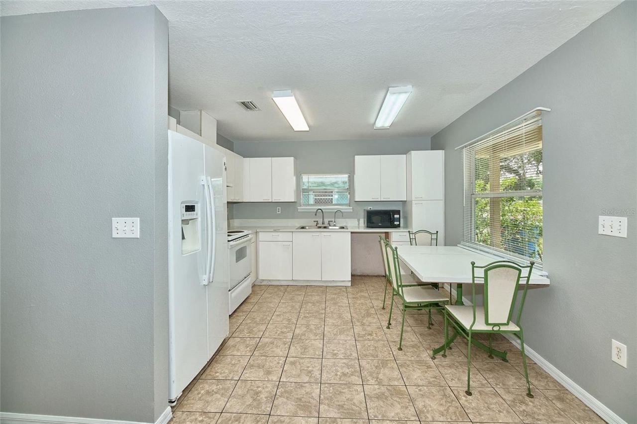 212 13th Avenue W, Bradenton, FL 34205 Photo