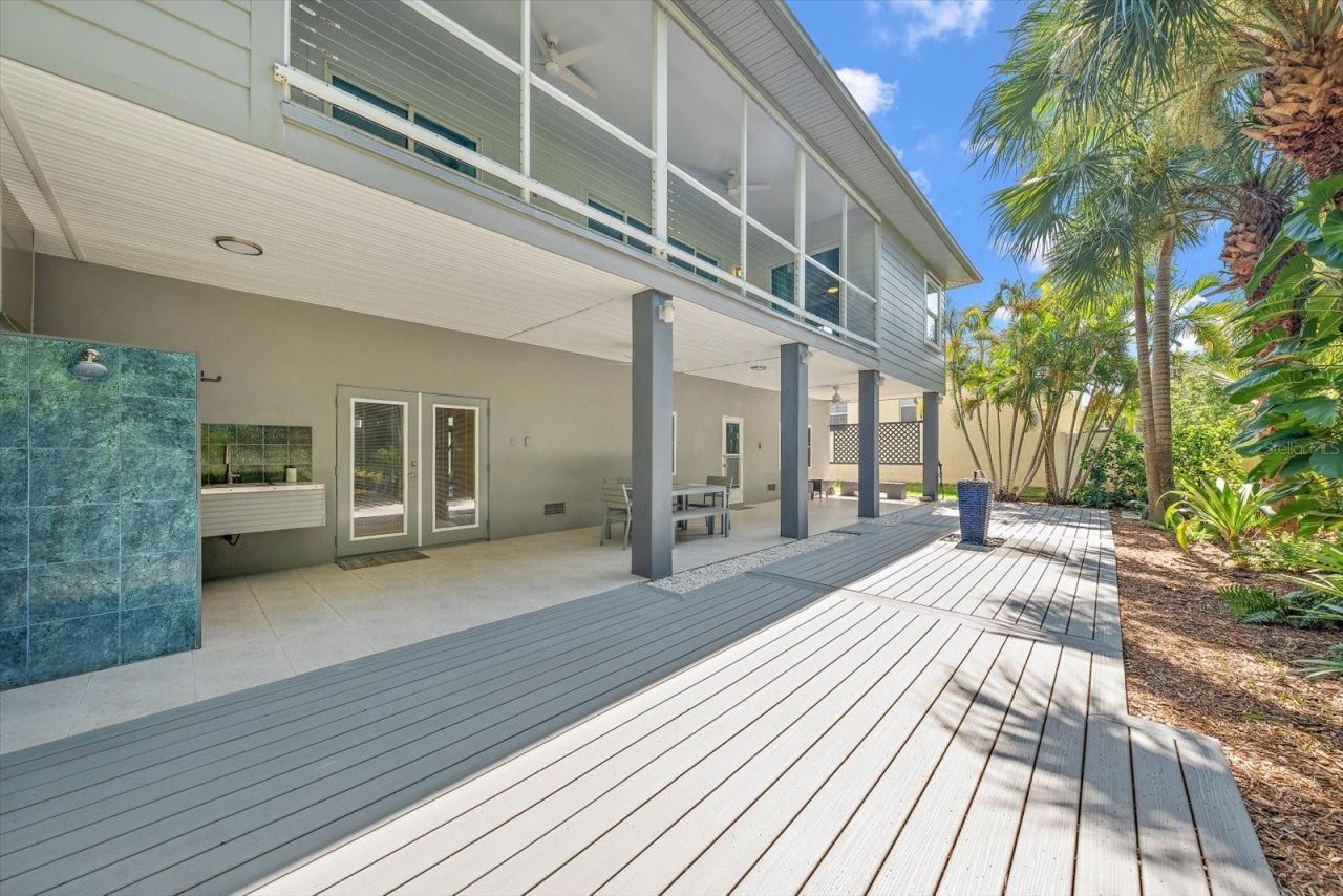 114 13th Street, Belleair Beach, FL 33786 Photo