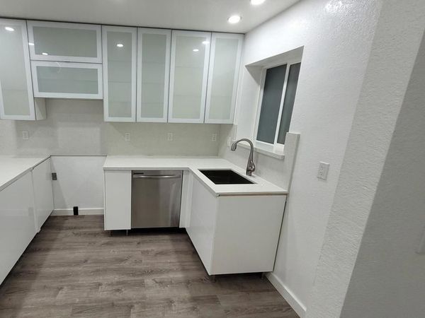 1532 Chanslor AVE , Richmond, CA 94801