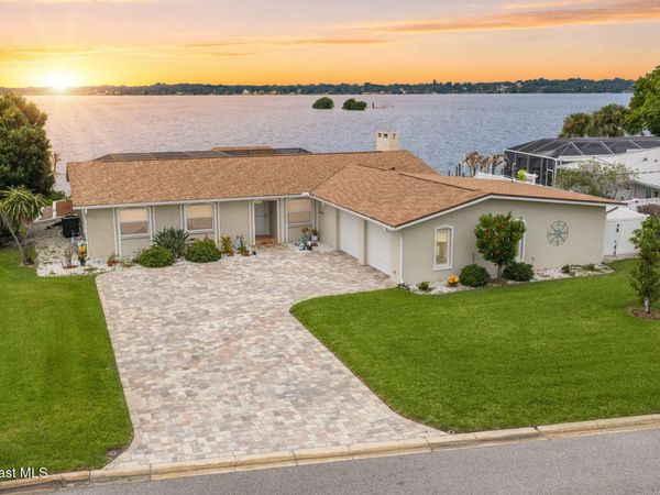1185 Carrigan Boulevard , Merritt Island, FL 32952