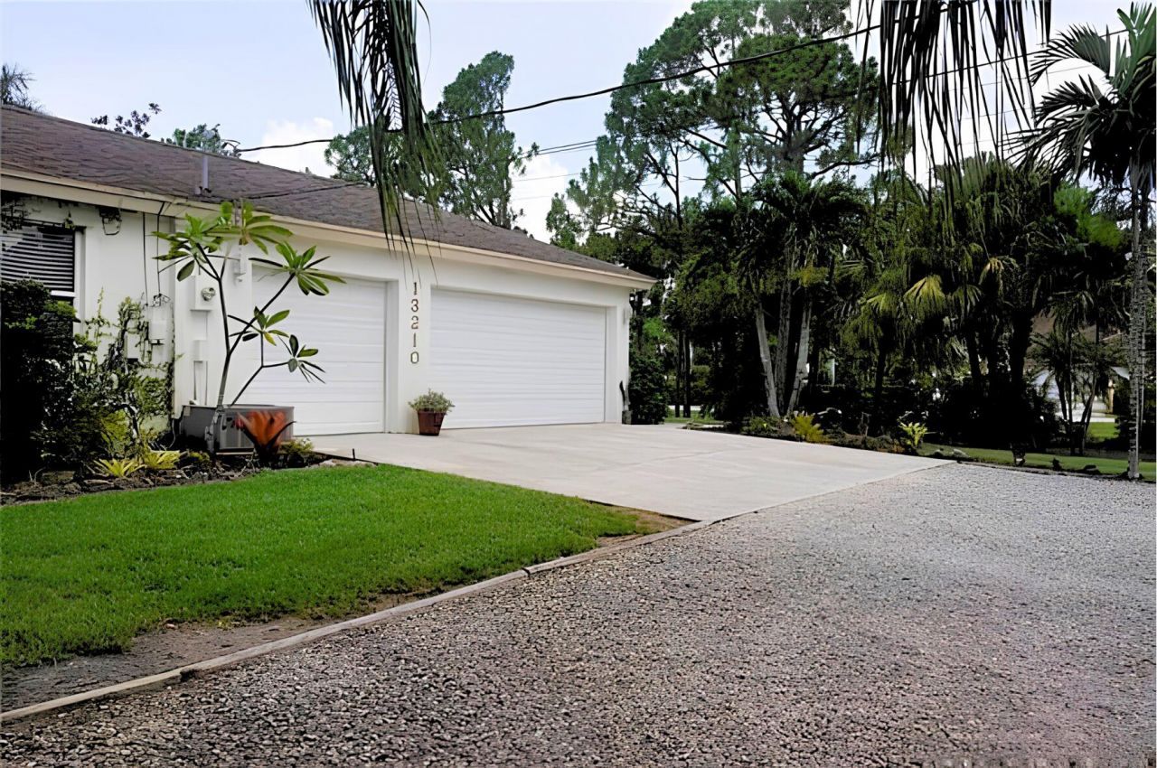 13210 Temple Boulevard, The Acreage, FL 33412 Photo