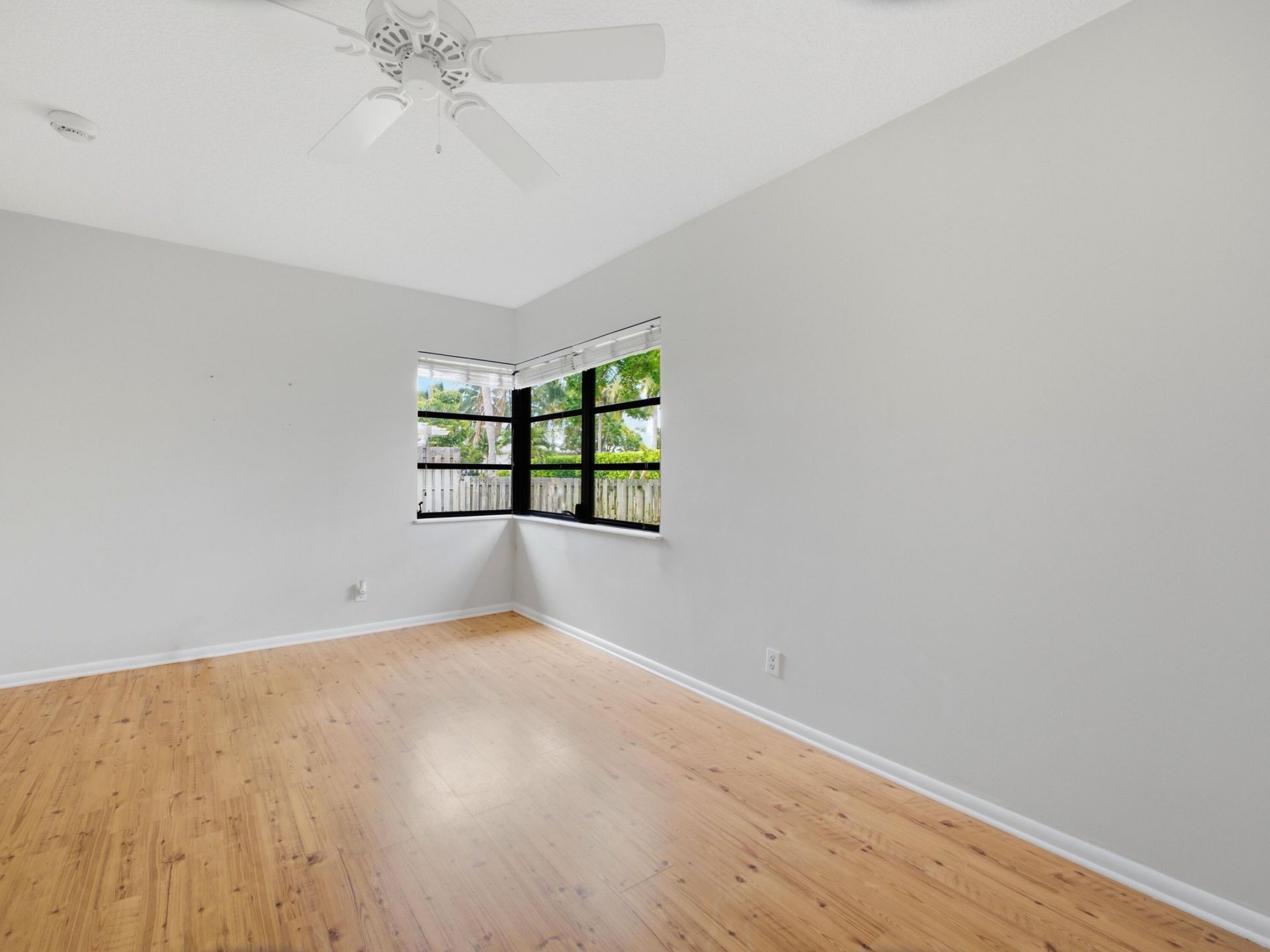 815 South Road, Boynton Beach, FL 33435 Photo