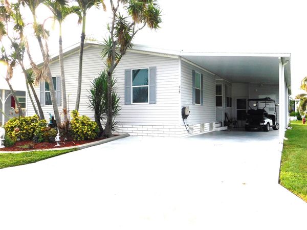 465 Hemingway Terrace, Unit G-09, Fort Pierce, FL 34982