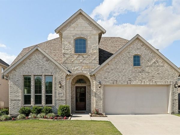 212 PROVIDENCE Drive, Van Alstyne, TX 75495