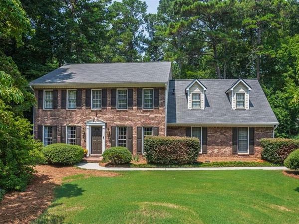 1707 Red Fox Run, Lilburn, GA 30047