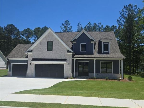 887 Bessie Court , Loganville, GA 30052