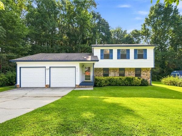 9562 Briar Creek Court , Jonesboro, GA 30238