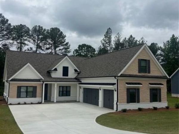 897 Bessie Court , Loganville, GA 30052