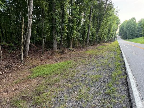 52 West Highway, Dahlonega, GA 30533