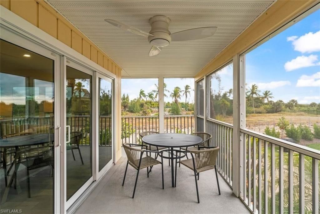 585 E Gulf Dr, Unit A2, Sanibel, FL 33957 Photo