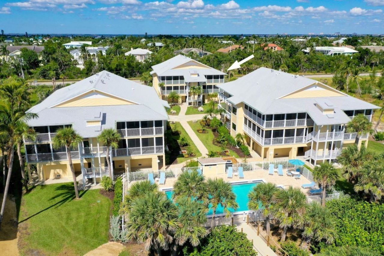585 E Gulf Dr, Unit A2, Sanibel, FL 33957 Photo