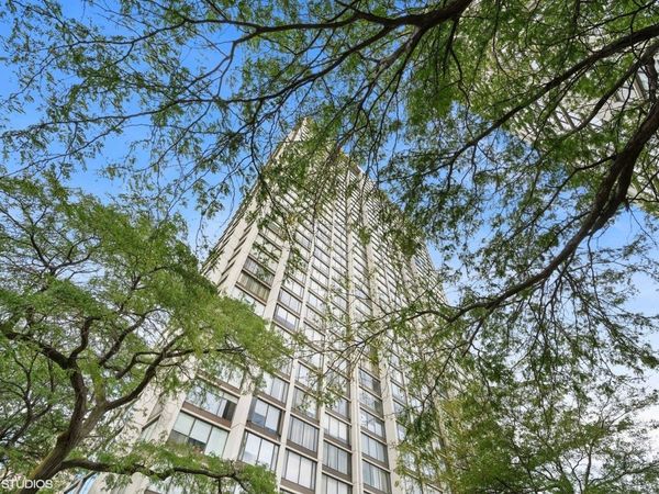 5455 N Sheridan Road , Unit 1212, Chicago, IL 60640