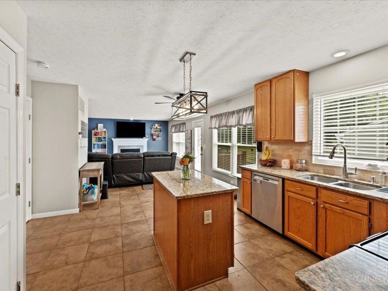 11685 Kettering Drive, Colerain Township, OH 45251 Photo 11