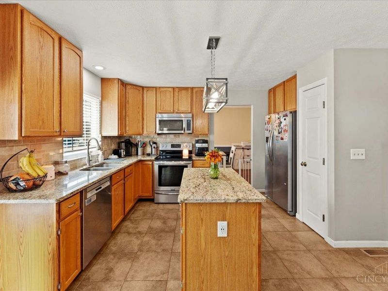 11685 Kettering Drive, Colerain Township, OH 45251 Photo 13