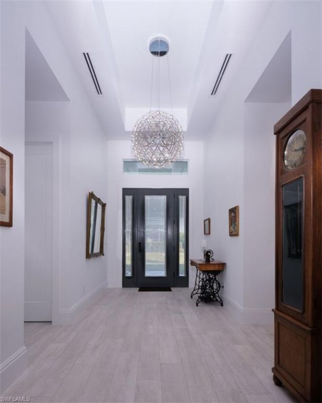 4 Willoughby Dr, Naples, FL 34110 Photo