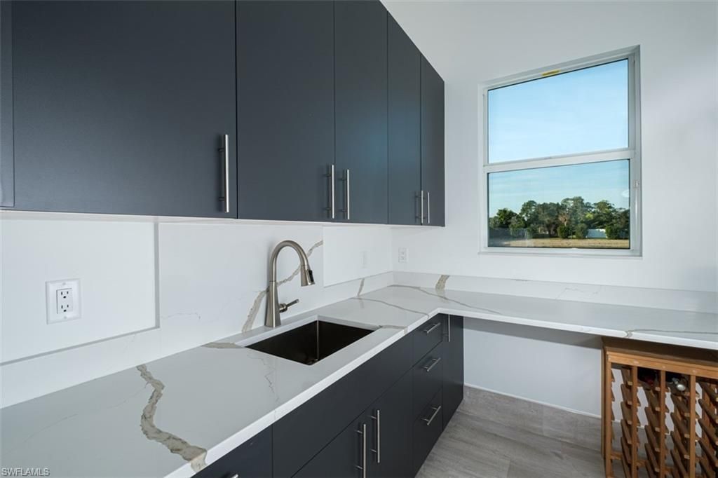4 Willoughby Dr, Naples, FL 34110 Photo