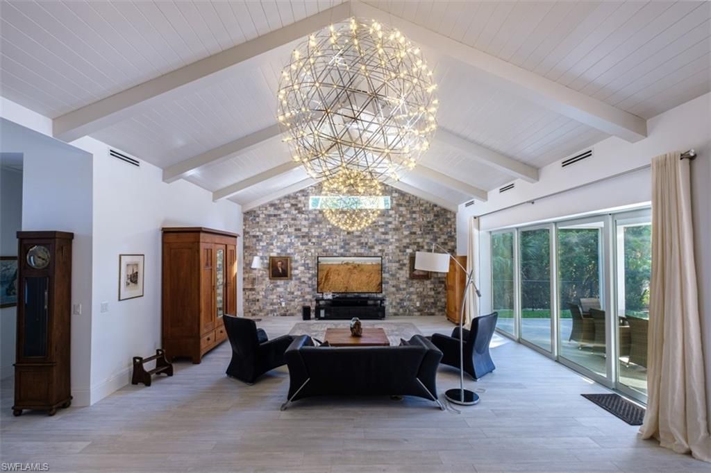 4 Willoughby Dr, Naples, FL 34110 Photo
