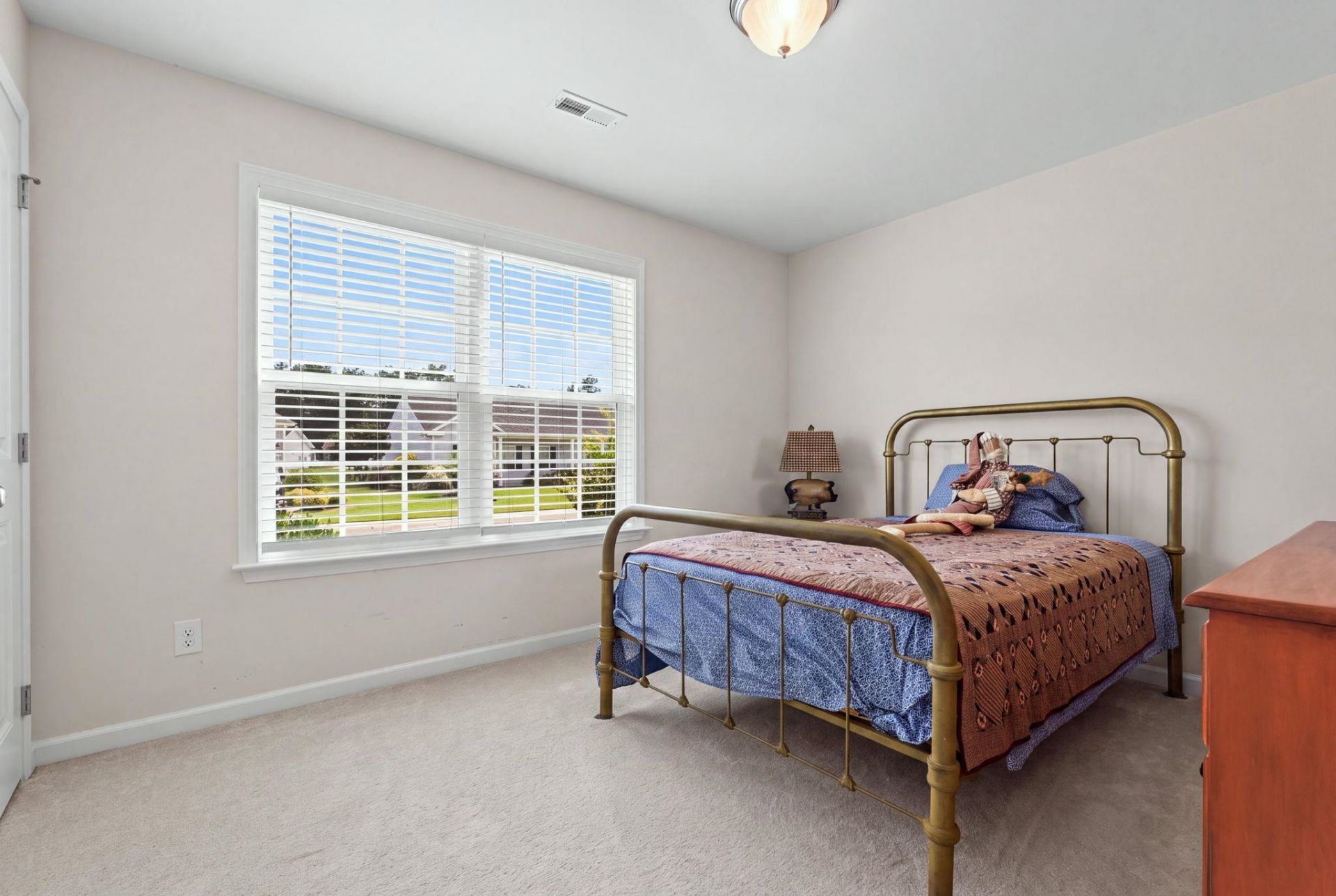 852 Inglenook Ln. Photo 21