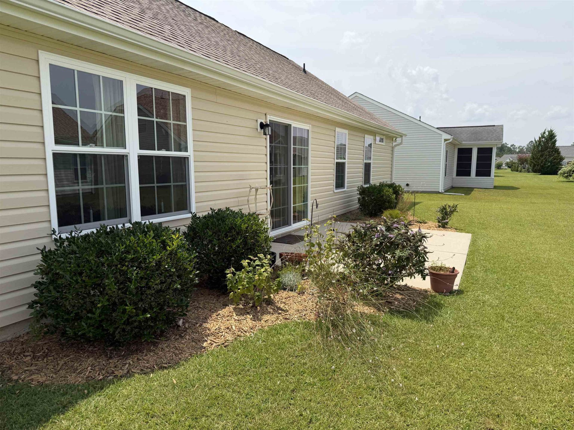 852 Inglenook Ln. Photo 27