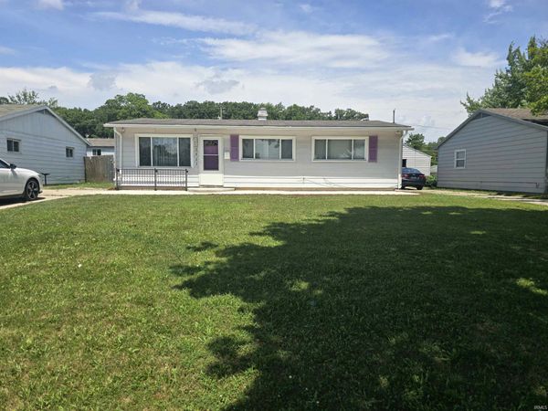 2823 Trentman Avenue, Fort Wayne, IN 46806