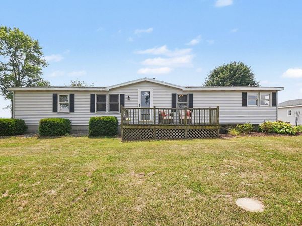 4979 E 1500 N Road, North Manchester, IN 46962