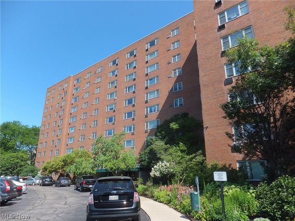 11820 Edgewater Drive , Unit 619, Lakewood, OH 44107