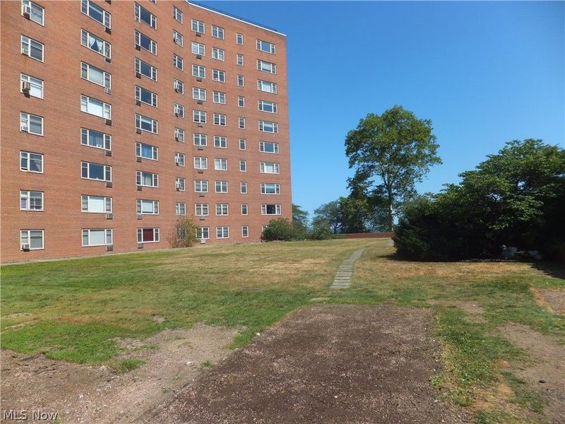 11820 Edgewater Drive , Unit 619, Lakewood, OH 44107 Photo 12
