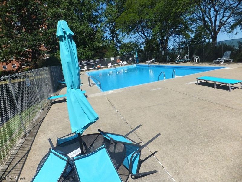 11820 Edgewater Drive , Unit 619, Lakewood, OH 44107 Photo 18
