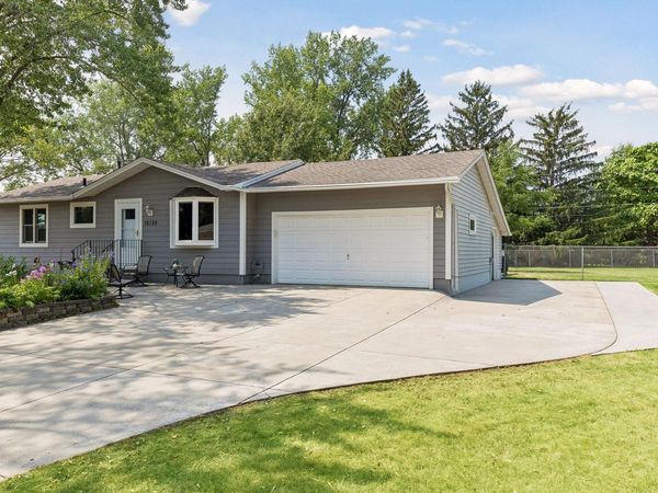 16125 Franchise Avenue W, Rosemount, MN 55068