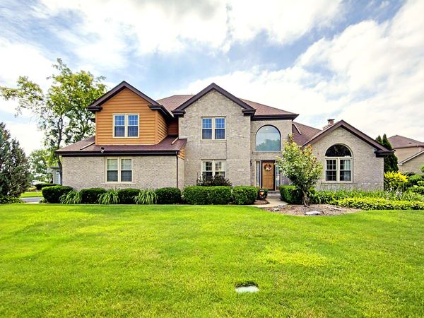 21203 Old North Church Road, Frankfort, IL 60423
