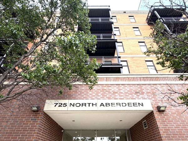 725 N Aberdeen Street, Unit 209, Chicago, IL 60607
