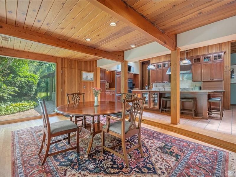 2036 W Alex Bell Road, West Carrollton, OH 45459 Photo 14