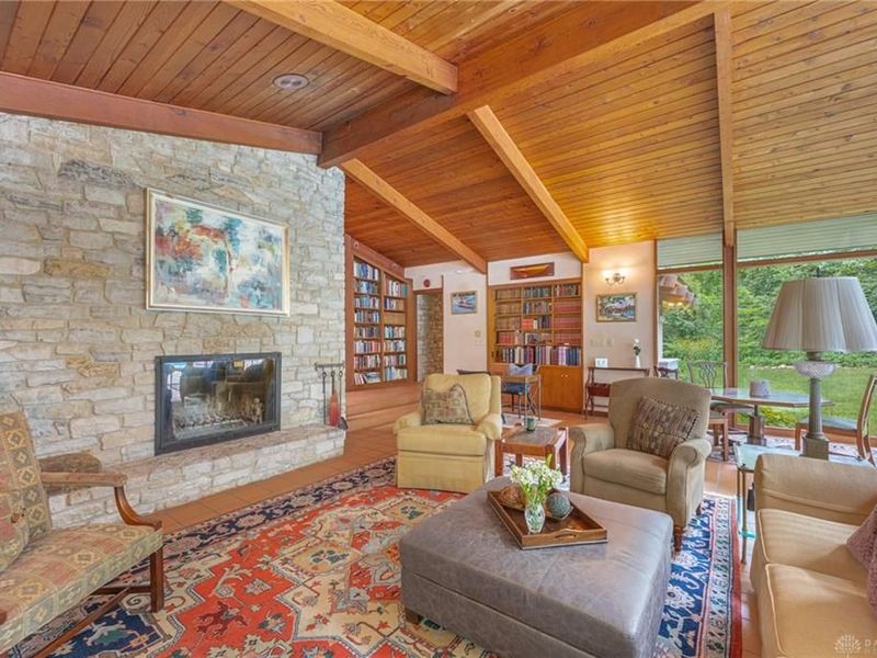 2036 W Alex Bell Road, West Carrollton, OH 45459 Photo 19