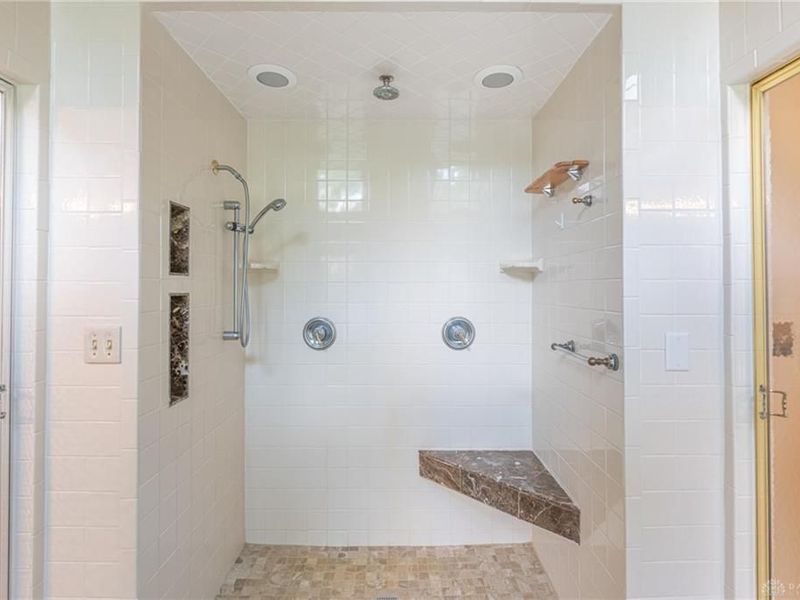 2036 W Alex Bell Road, West Carrollton, OH 45459 Photo 29