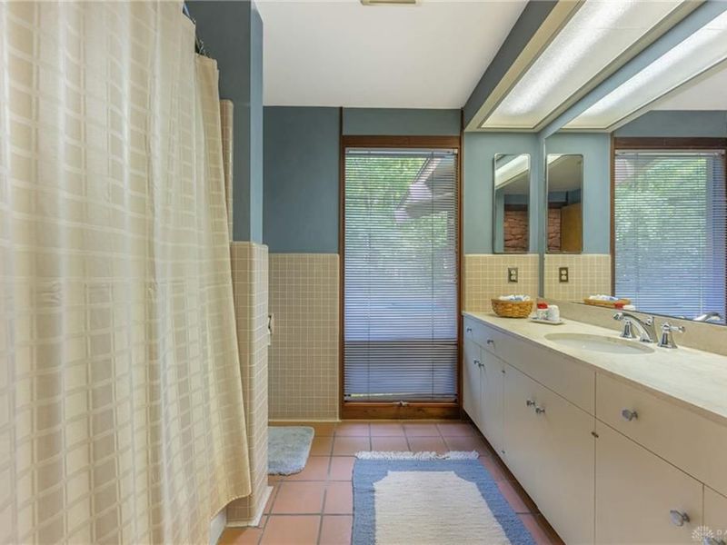 2036 W Alex Bell Road, West Carrollton, OH 45459 Photo 44