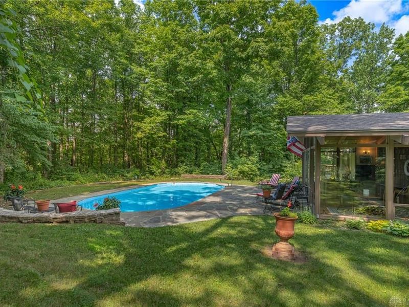 2036 W Alex Bell Road, West Carrollton, OH 45459 Photo 52