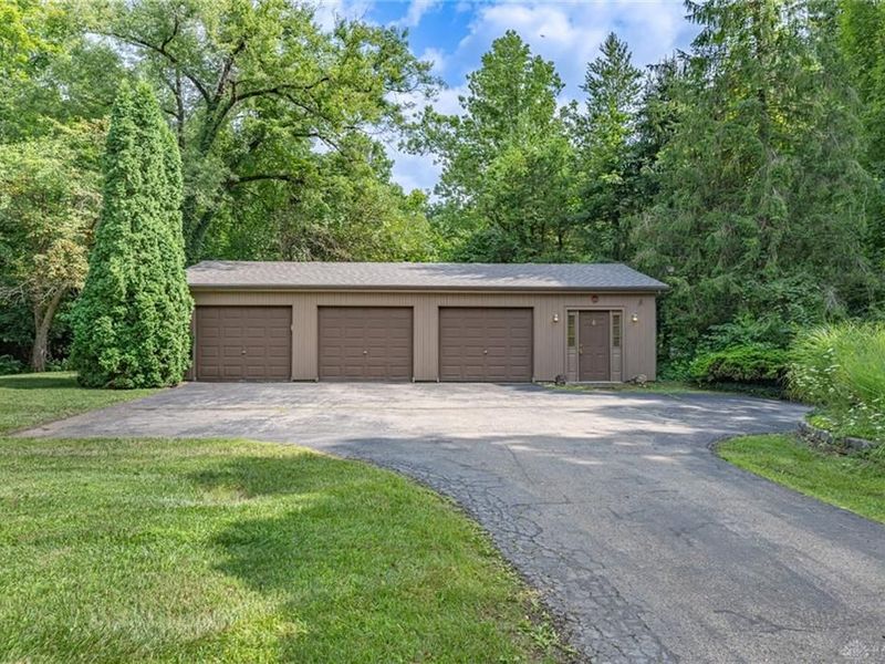 2036 W Alex Bell Road, West Carrollton, OH 45459 Photo 68