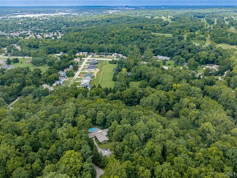 2036 W Alex Bell Road, West Carrollton, OH 45459 Photo 75