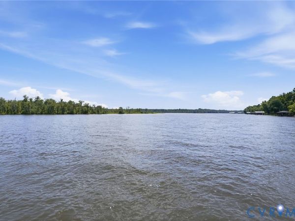 210 Riverview Road, Stevensville, VA 23161