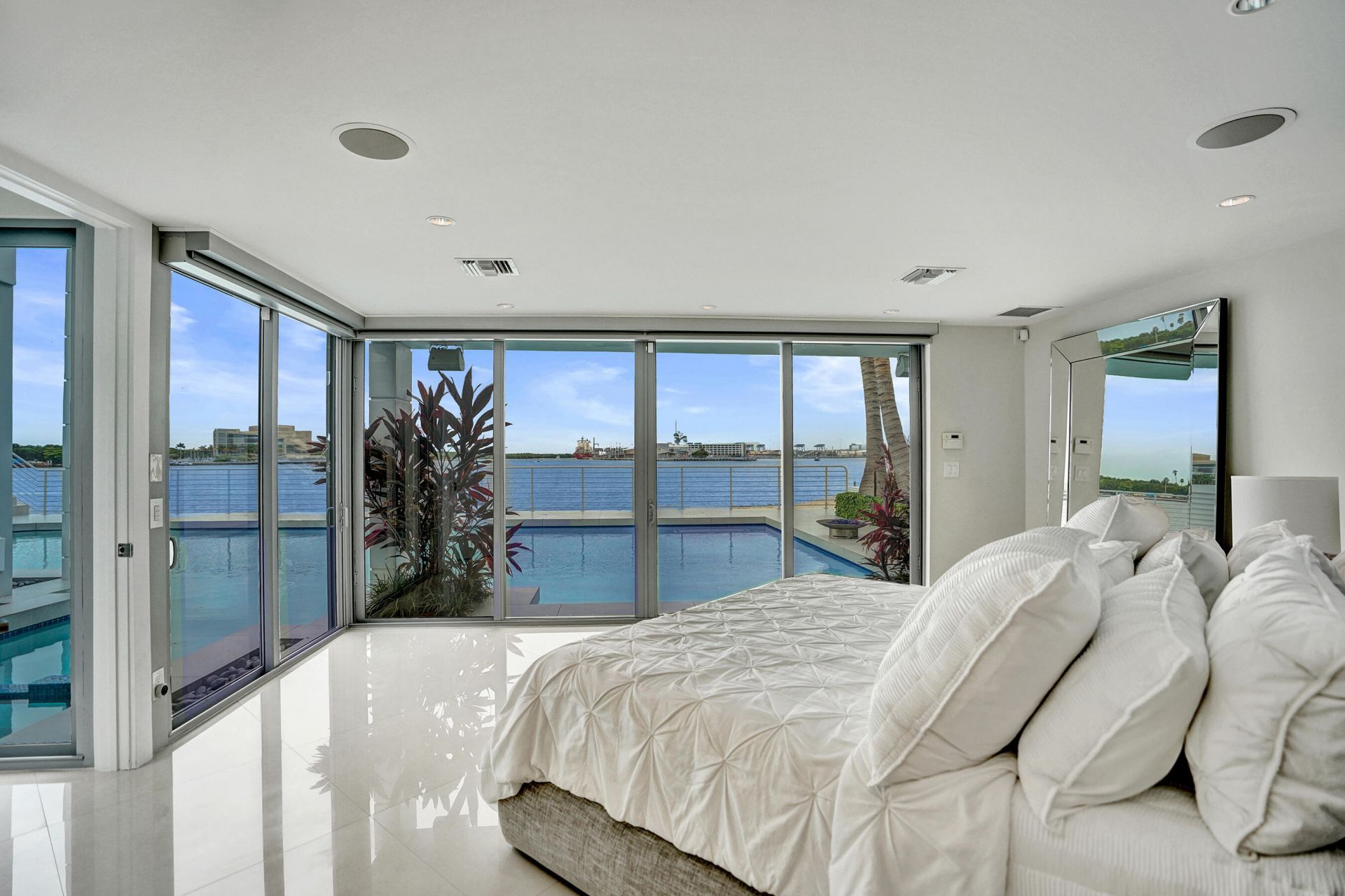 2200 SE 21st Drive, Fort Lauderdale, FL 33316 Photo