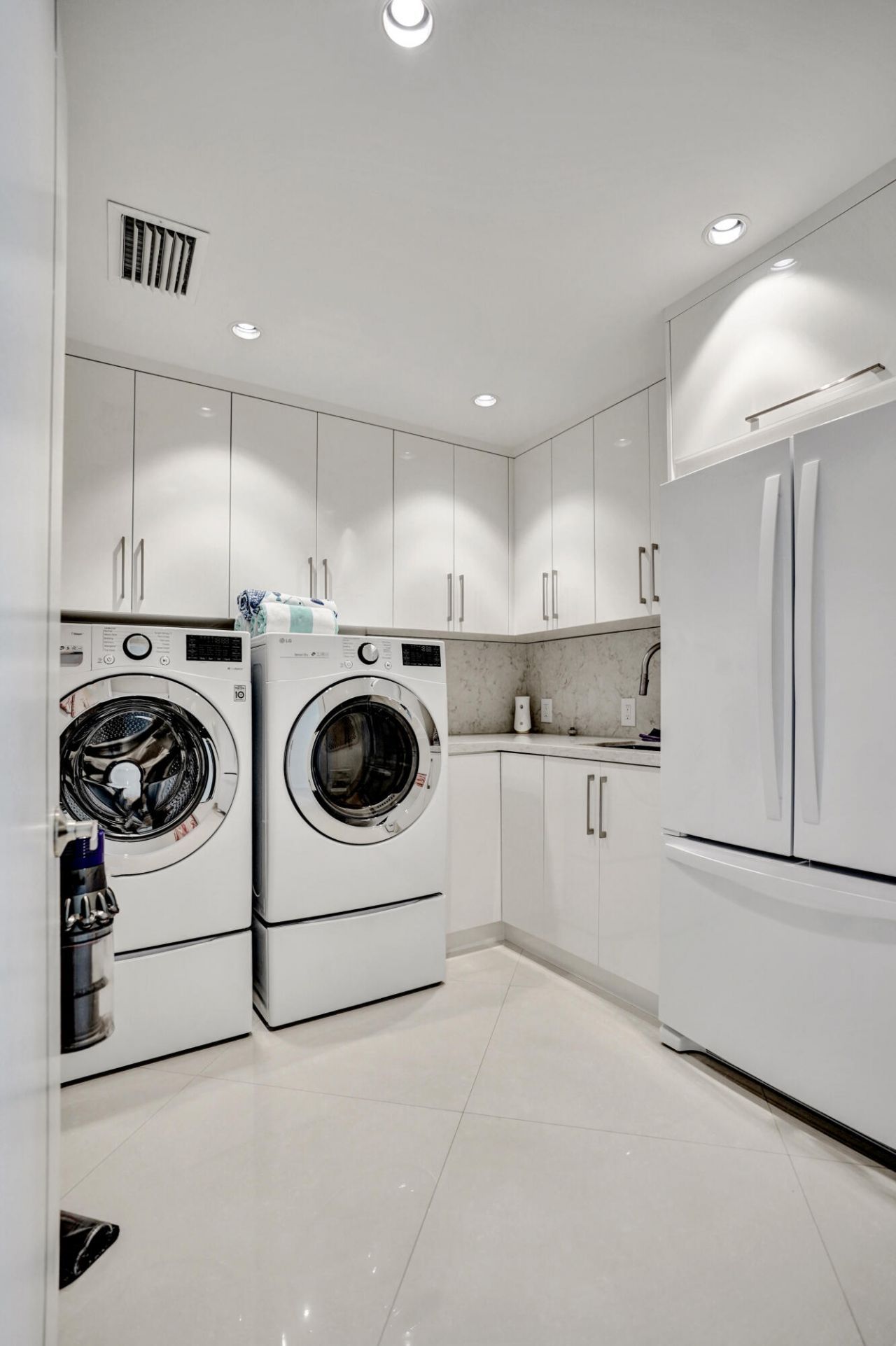 2200 SE 21st Drive, Fort Lauderdale, FL 33316 Photo