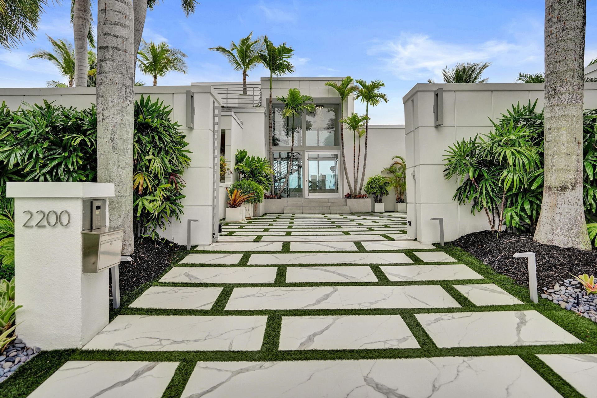 2200 SE 21st Drive, Fort Lauderdale, FL 33316 Photo