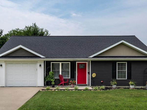 501 MISSOURI Avenue, Carterville, IL 62918
